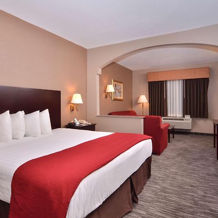 Best Western Dayton Inn & Suites Екстер'єр фото