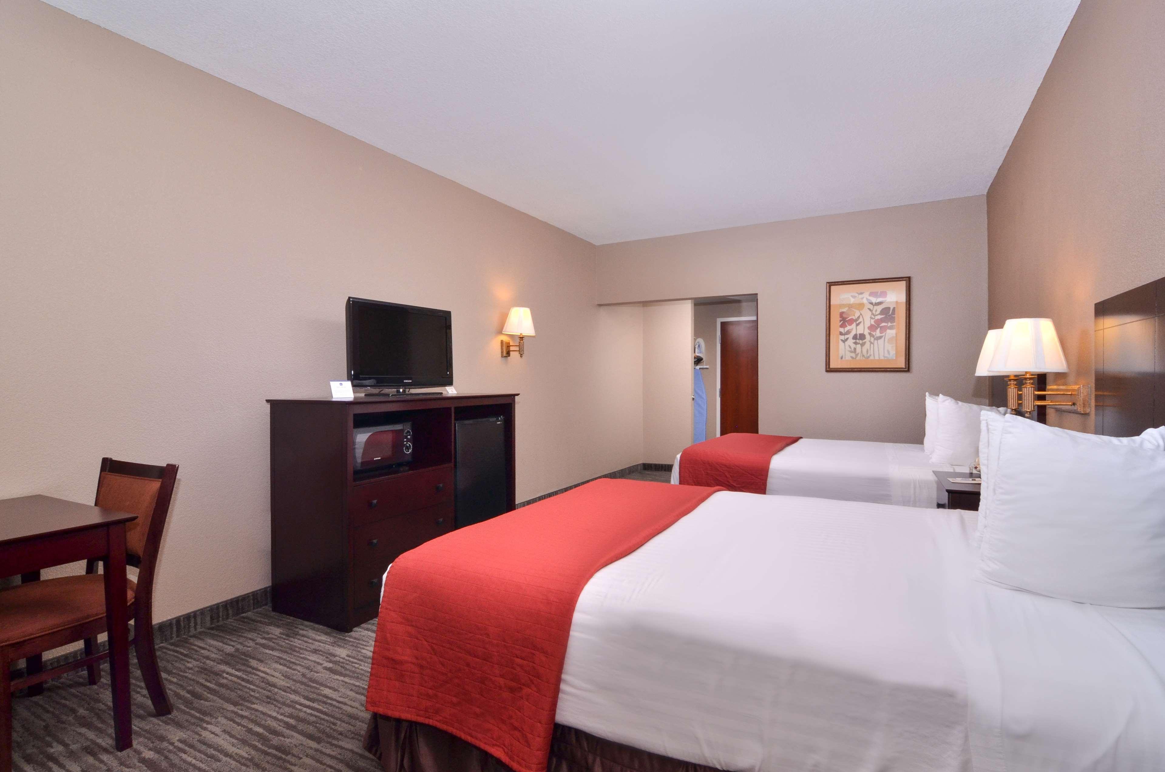 Best Western Dayton Inn & Suites Екстер'єр фото