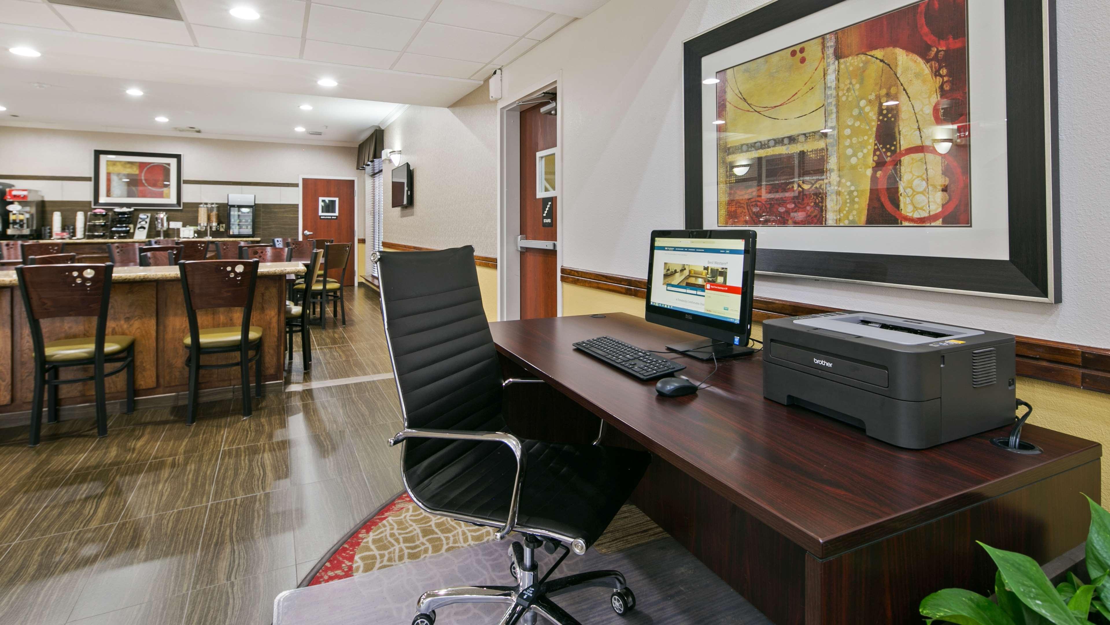 Best Western Dayton Inn & Suites Екстер'єр фото