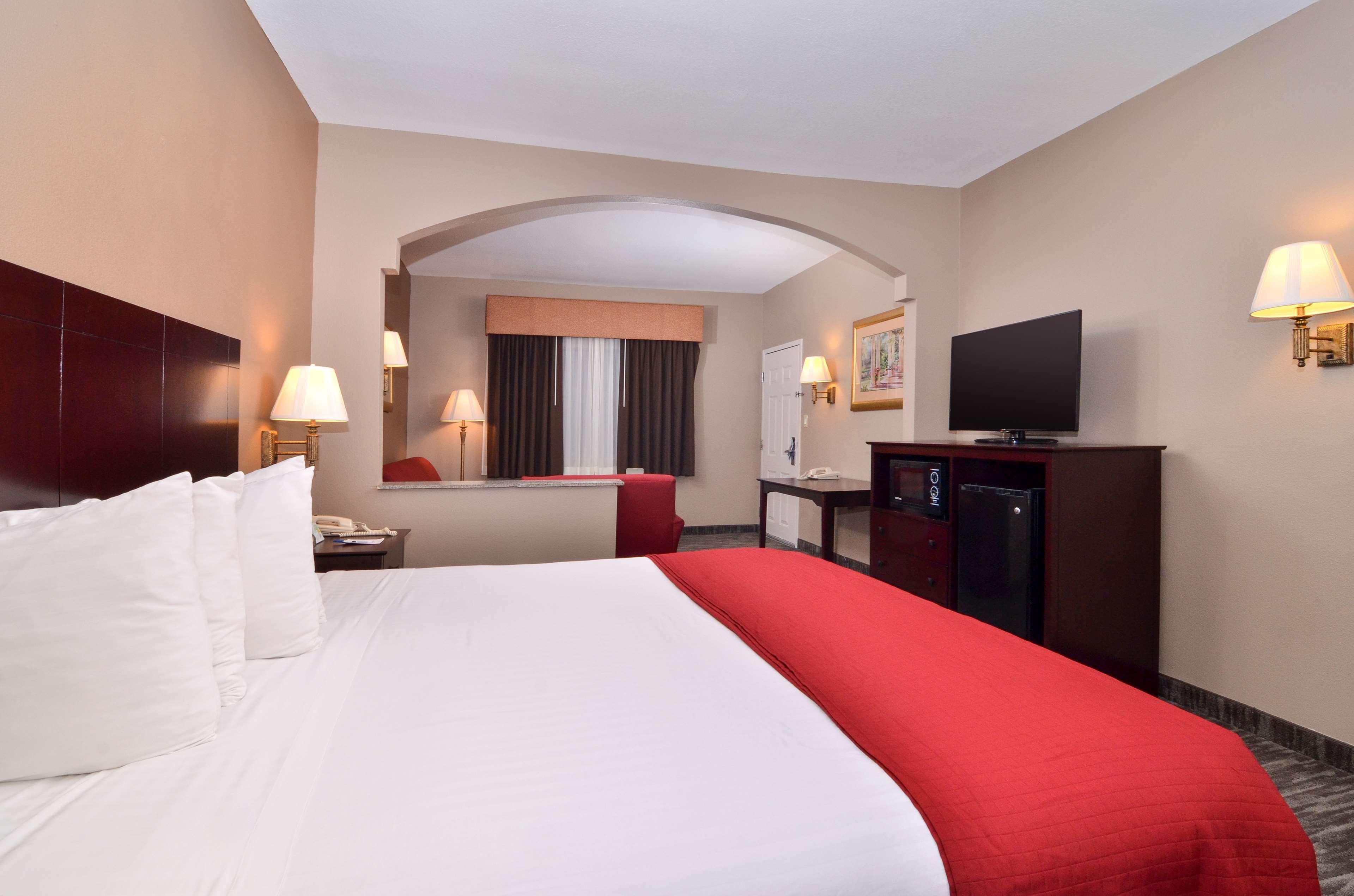 Best Western Dayton Inn & Suites Екстер'єр фото