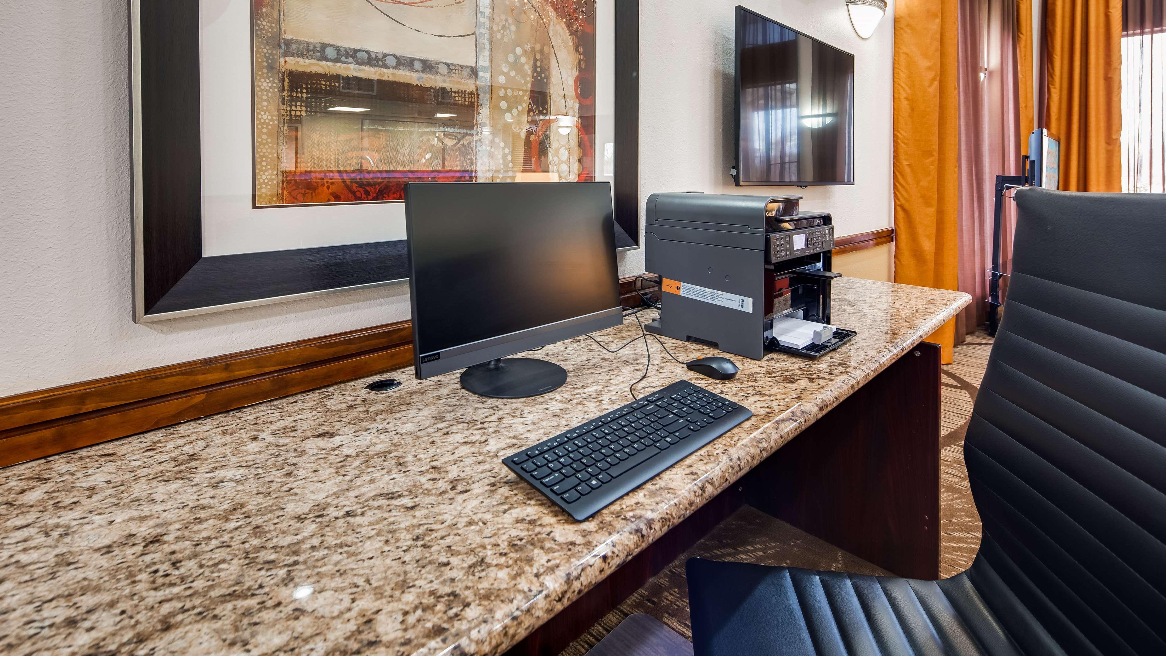 Best Western Dayton Inn & Suites Екстер'єр фото