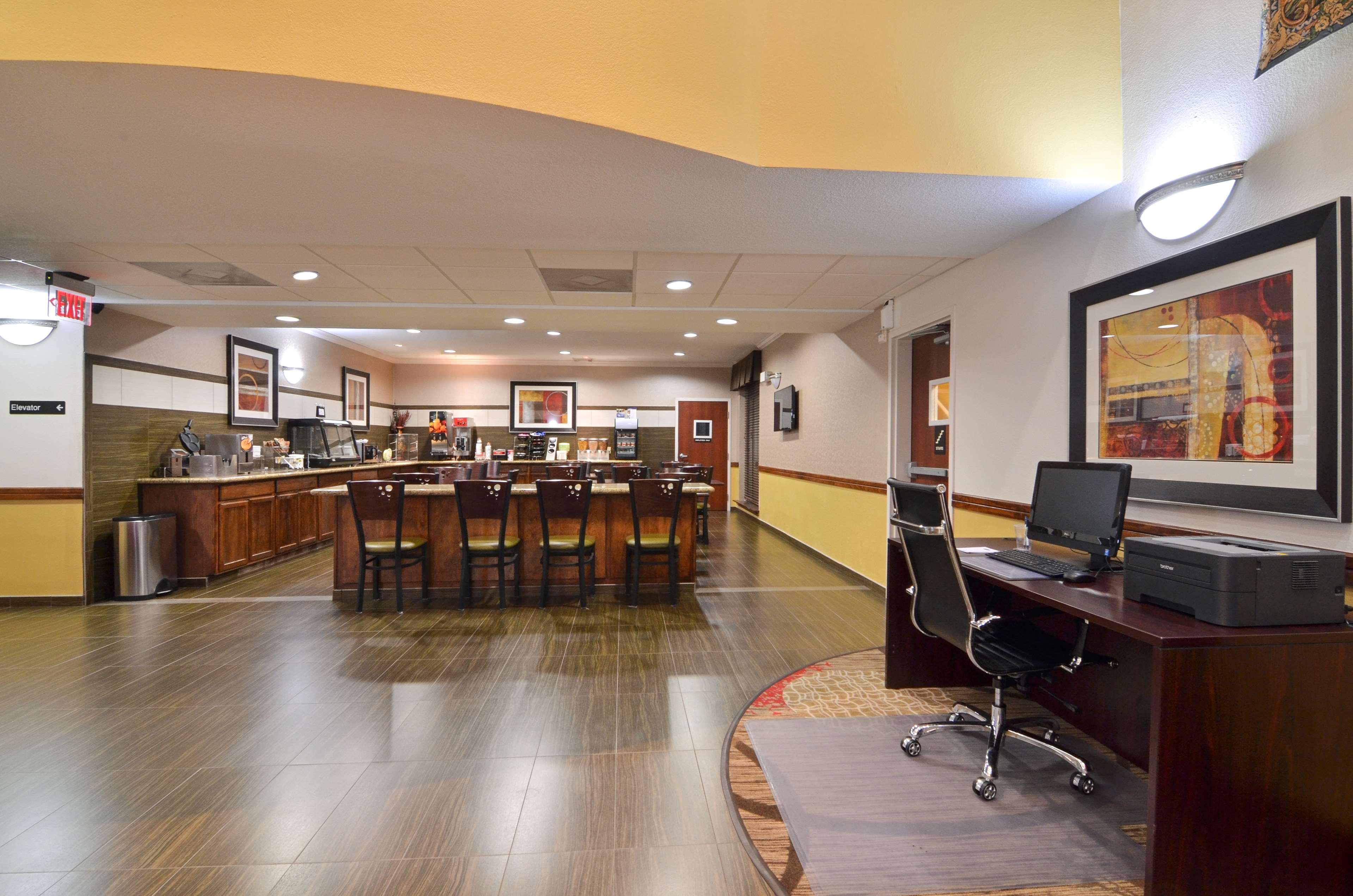 Best Western Dayton Inn & Suites Екстер'єр фото