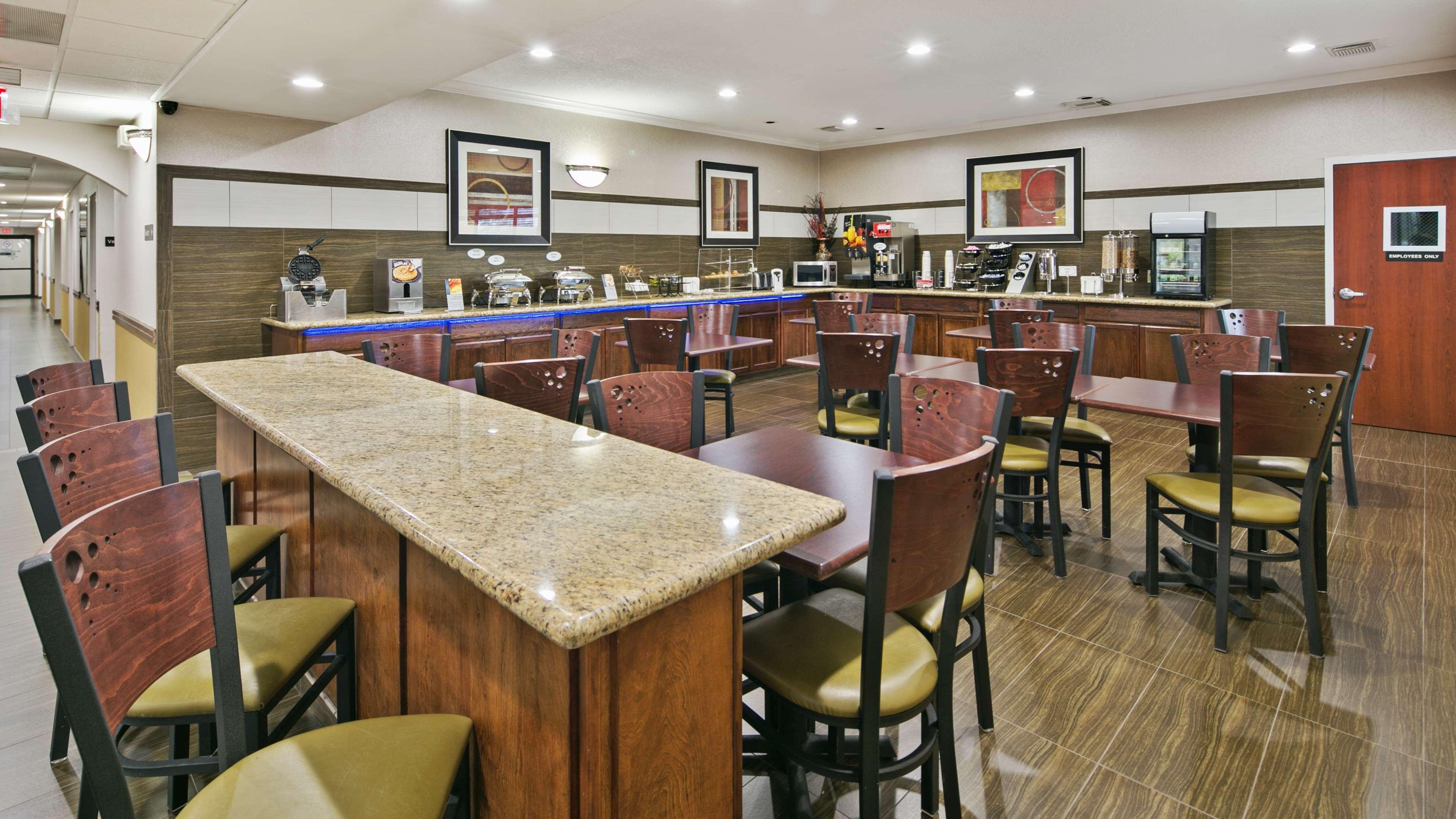 Best Western Dayton Inn & Suites Екстер'єр фото